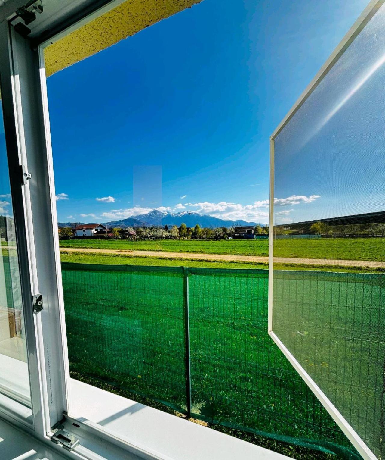 Das Home Rîşnov Exterior foto